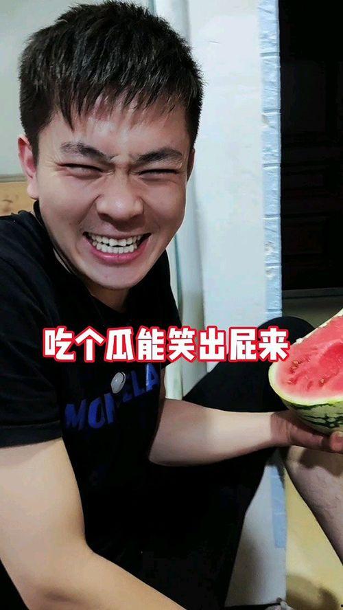 奇葩吃瓜博主是谁呀视频,视频走红背后的故事